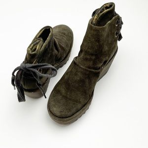 FLY LONDON Yama Olive Green Suede Back Lace Platform Wedge Ankle Booties 5.5/6